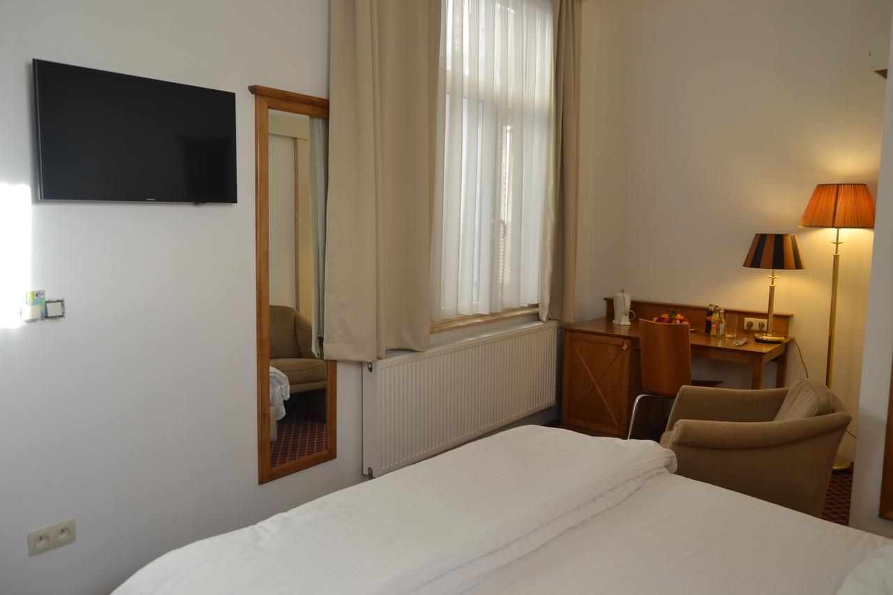 Hotel The Lord Гент Экстерьер фото